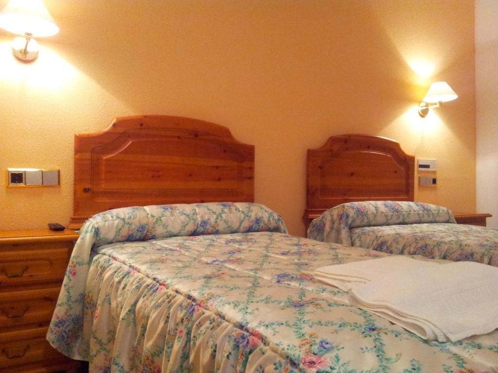 Hostal Casa Ramon Quintanar de la Sierra Ngoại thất bức ảnh